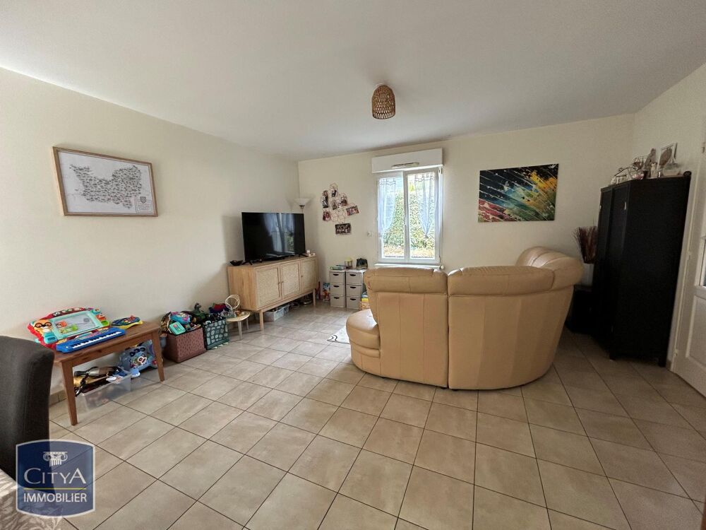 À LOUER : Maison T6 située à Saint-Germain-du-Corbéis, d....