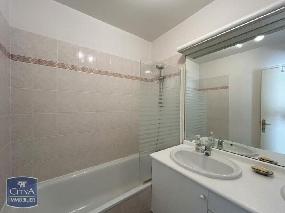 location Appartement - 3 pièce(s) - 71 m² Rambouillet (78120)
