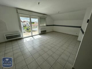  Appartement à louer 3 pièces 65 m²