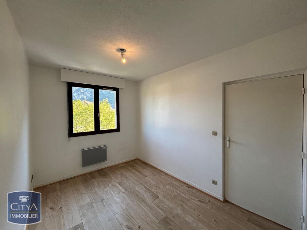 location Appartement - 2 pièce(s) - 37 m² Sassenage (38360)