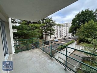  Appartement à louer 3 pièces 64 m²