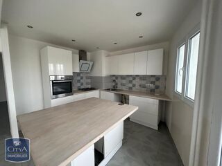  Appartement � louer 4 pi�ces 79 m�