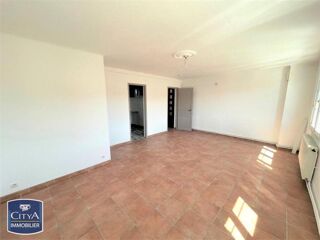  Appartement à louer 4 pièces 69 m²