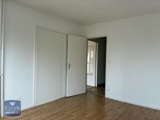  Appartement à louer 3 pièces 66 m²