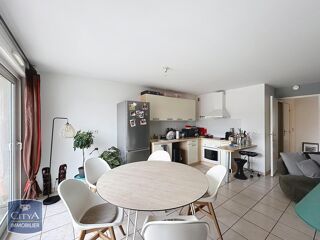  Appartement à louer 3 pièces 58 m²