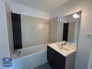  Appartement à louer 2 pièces 44 m²