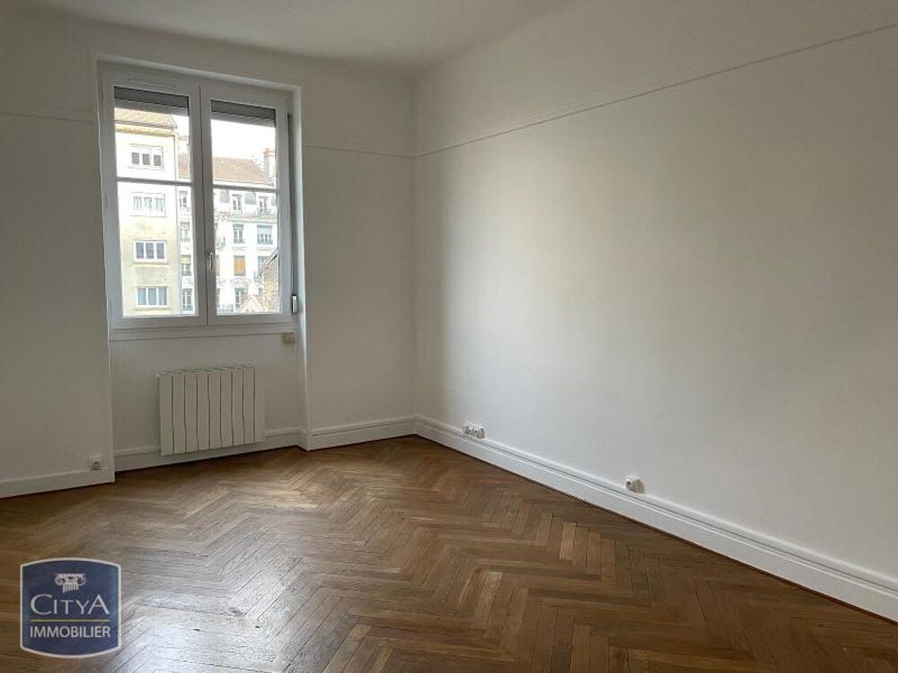 location Appartement - 2 pièce(s) - 57 m² Lyon 7