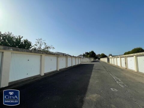  Parking / Garage  louer 