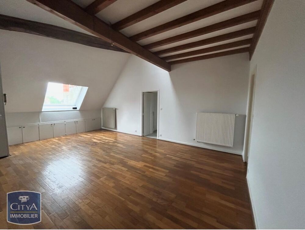 Centre Ville - À LOUER : Appartement bourgeois T3 situé ....