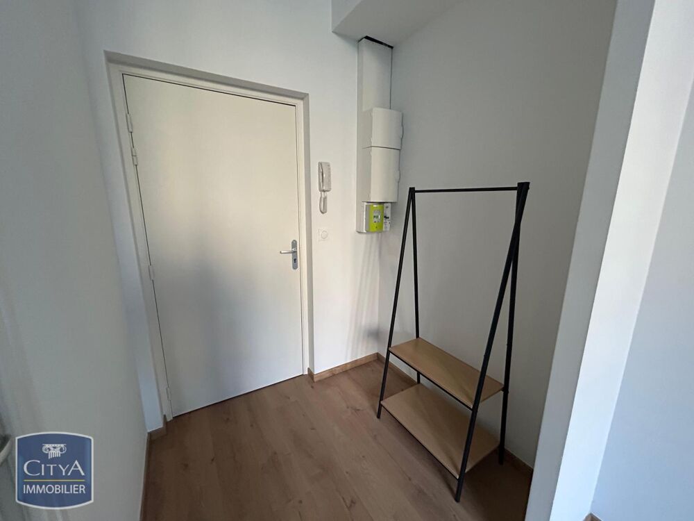 location Appartement - 1 pièce(s) - 25 m² Saint-Quentin (02100)