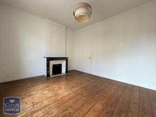  Appartement à louer 2 pièces 62 m²