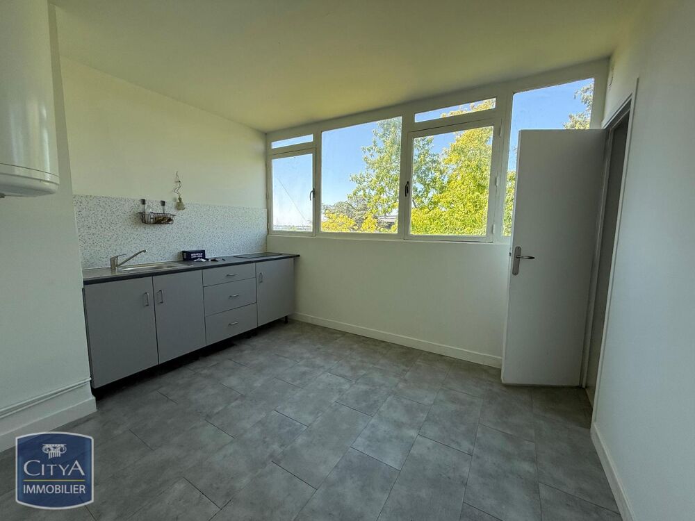 location Appartement - 2 pièce(s) - 51 m² Bourges (18000)
