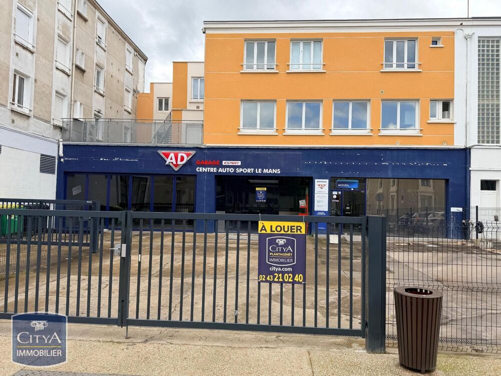   Location / Local Commercial - 213 m² 