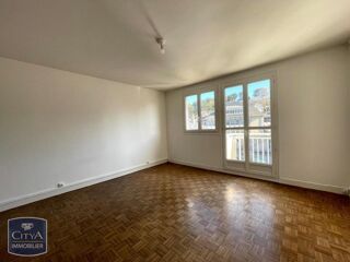  Appartement à louer 2 pièces 67 m²
