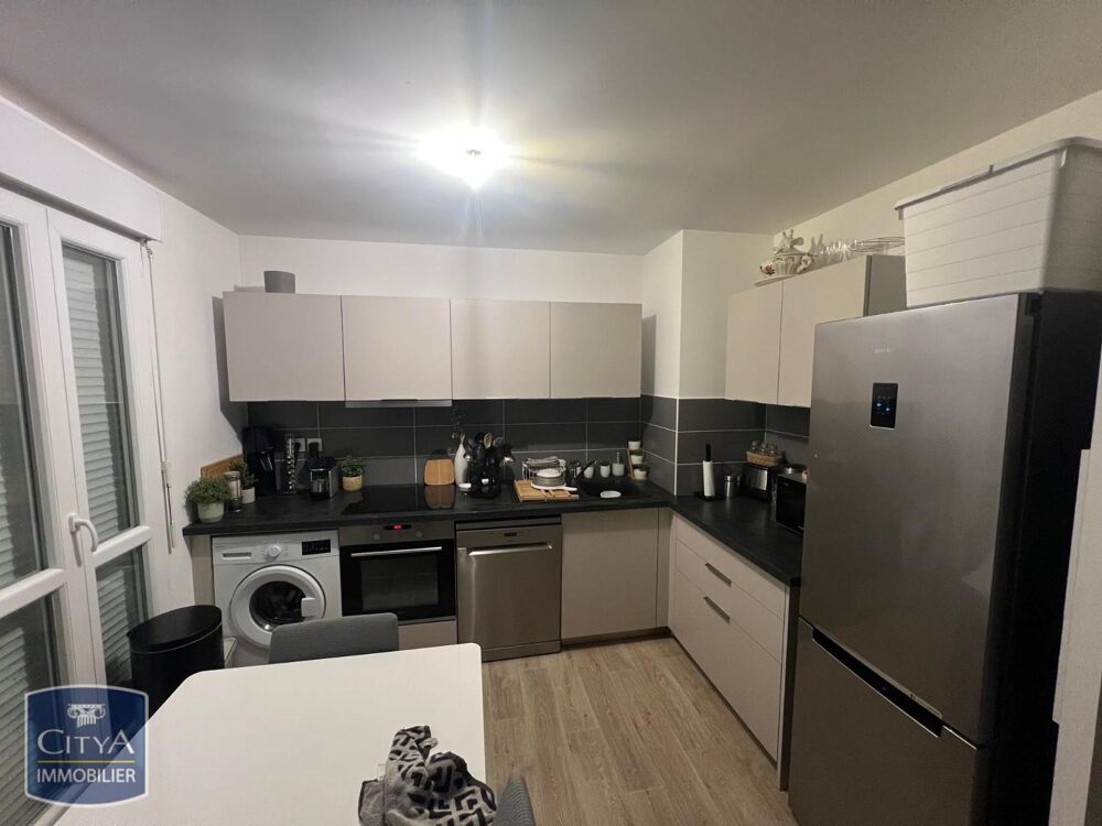EXCLUSIVITÉ - APPARTEMENT 3 PIÈCES AVEC BALCON - En loca....