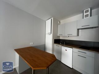  Appartement à louer 1 pièce 32 m²