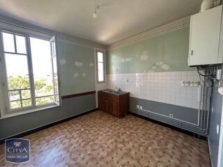  Appartement à louer 4 pièces 82 m²