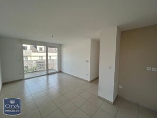  Appartement à louer 2 pièces 45 m²