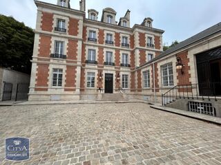  Appartement à louer 3 pièces 82 m²