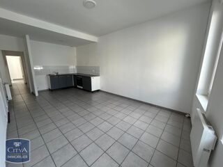  Appartement à louer 4 pièces 64 m²