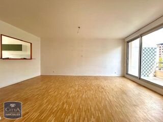  Appartement à louer 4 pièces 96 m²