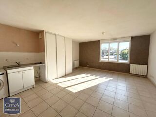  Appartement à louer 1 pièce 35 m²
