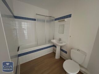  Appartement à louer 1 pièce 44 m²