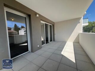  Appartement à louer 3 pièces 61 m²