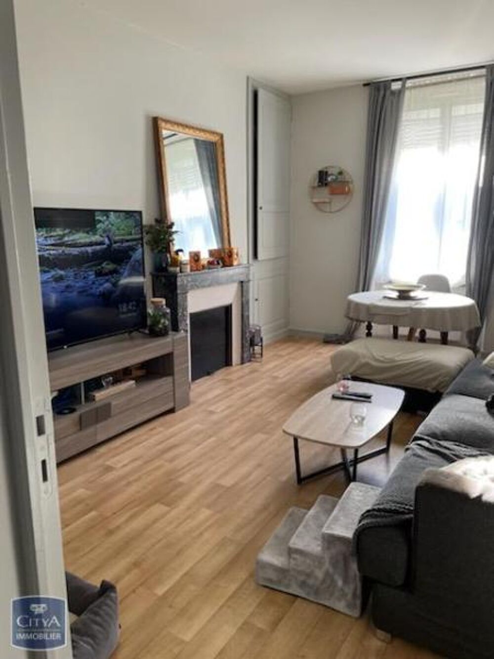 location Appartement - 2 pièce(s) - 50 m² Bourges (18000)