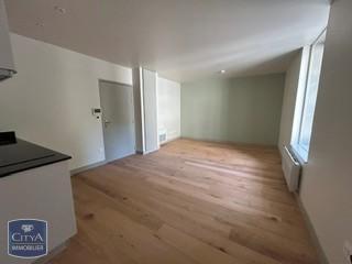  Appartement à louer 1 pièce 30 m²