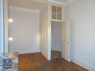 Appartement à louer 2 pièces 50 m²