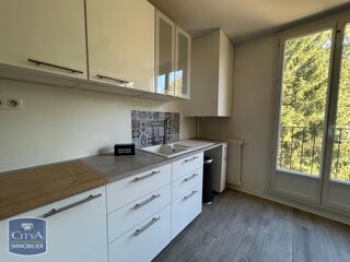  Appartement à louer 3 pièces 56 m²