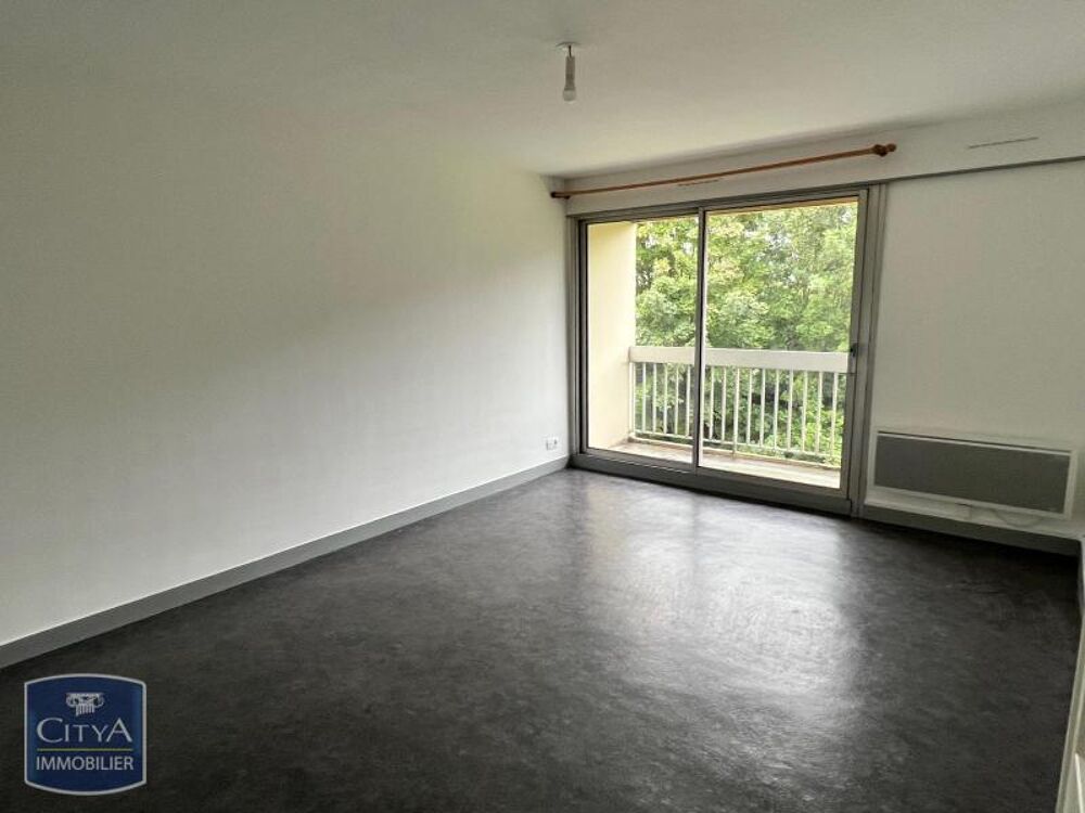 location Appartement - 2 pièce(s) - 53 m² Saint-Quentin (02100)