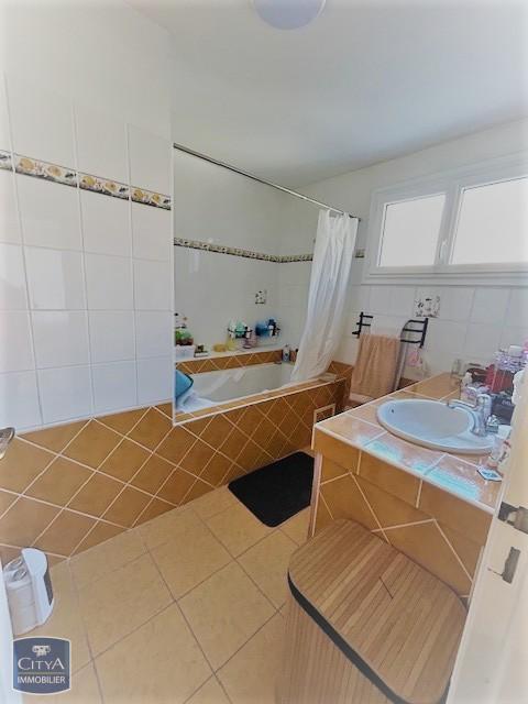  Appartement � louer 5 pi�ces 115 m�