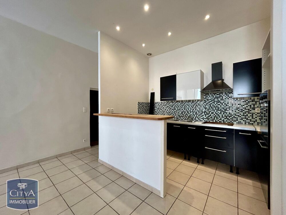 location Appartement - 3 pièce(s) - 66 m² Lyon 1