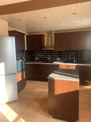  Appartement � louer 3 pi�ces 87 m�