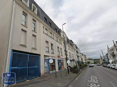  Parking / Garage � louer 