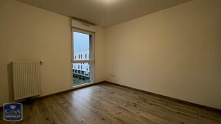  Appartement à louer 3 pièces 66 m²