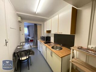  Appartement à louer 1 pièce 28 m²