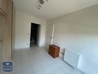  Appartement à louer 2 pièces 56 m²