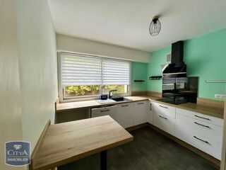  Appartement à louer 3 pièces 81 m²