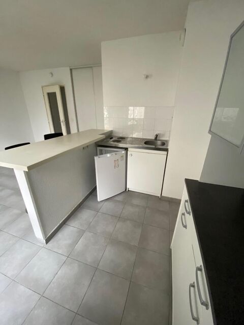  Appartement  louer 1 pice 30 m