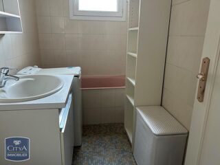  Appartement à louer 2 pièces 45 m²