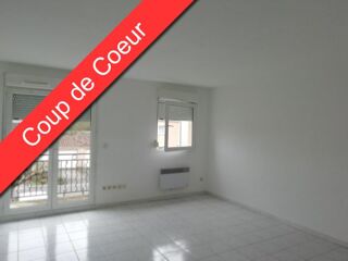  Appartement à louer 3 pièces 65 m²