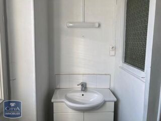  Appartement à louer 3 pièces 79 m²