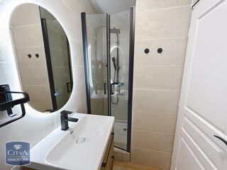  Appartement à louer 2 pièces 25 m²
