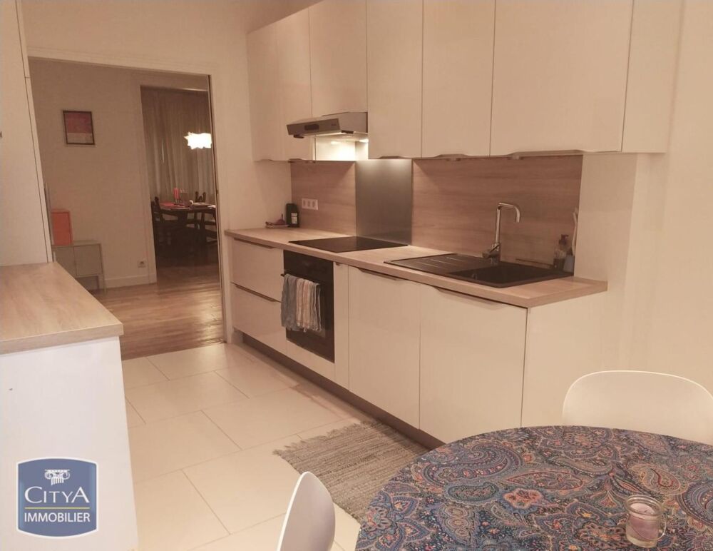 location Appartement - 4 pièce(s) - 124 m² Paris 16