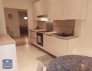  Appartement à louer 4 pièces 124 m²