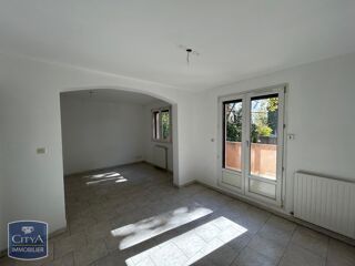  Appartement à louer 3 pièces 58 m²