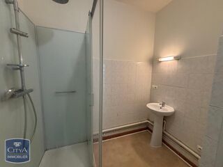  Appartement à louer 3 pièces 63 m²